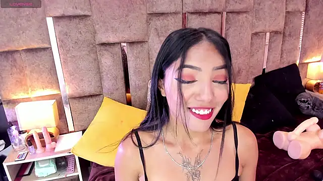 sophiee 20 online show from 02.28.25