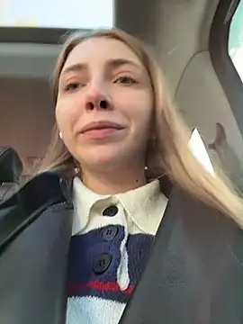 Sunny   Bunny online show from 10.03.25