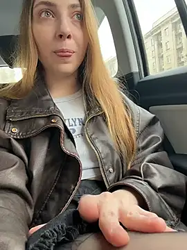 Sunny   Bunny online show from 03.31.26