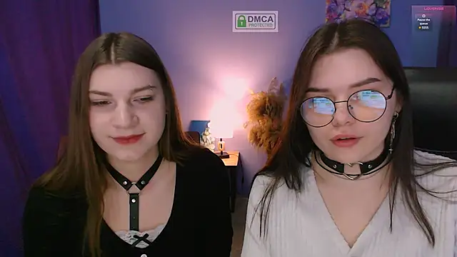 Snapshot of pure_radiance1 chatting on 01.11.25 pure radiance1 online show from 01.11.25