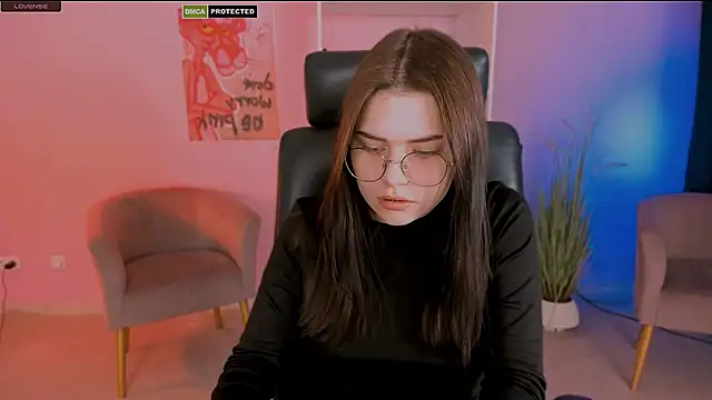 Snapshot of pure_radiance1 chatting on 02.07.25 pure radiance1 online show from 02.07.25