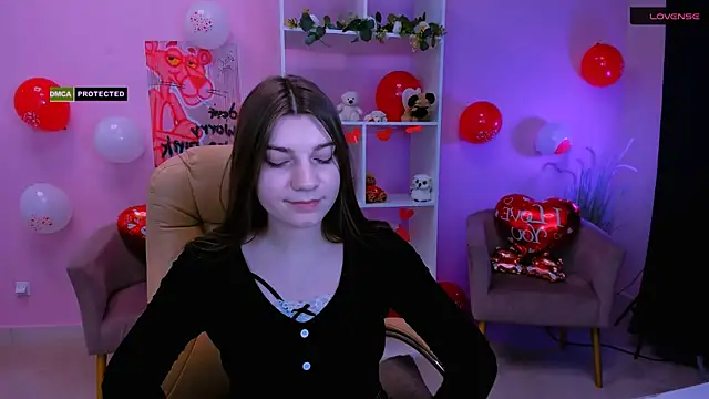 Snapshot of pure_radiance1 chatting on 02.15.25 pure radiance1 online show from 02.15.25