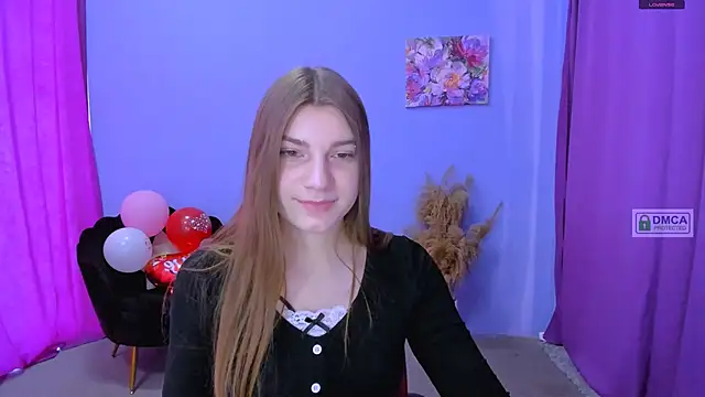 Snapshot of pure_radiance1 chatting on 02.19.25 pure radiance1 online show from 02.19.25