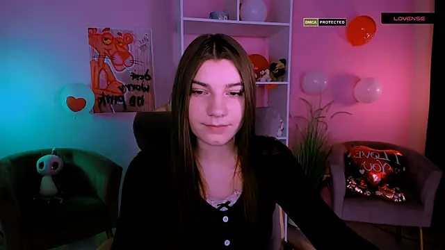 Snapshot of pure_radiance1 chatting on 02.24.25 pure radiance1 online show from 02.24.25