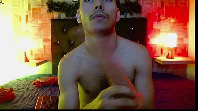 Snapshot of sebas_mds chatting on 12.14.24 sebas mds online show from 12.14.24
