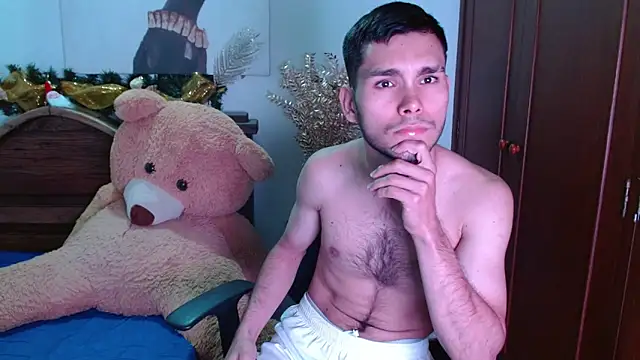 Snapshot of sebas_mds chatting on 12.29.24 sebas mds online show from 12.29.24