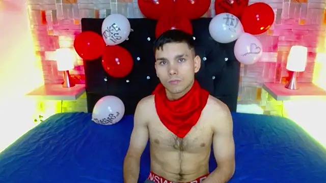 Snapshot of sebas_mds chatting on 02.15.25 sebas mds online show from 02.15.25
