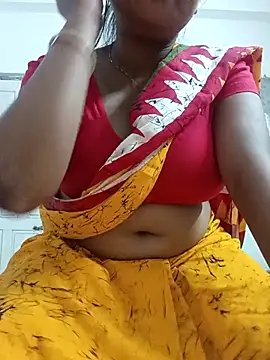 Snapshot of Priya_2222 chatting on 05.12.26 Priya 2222 online show from 05.12.26