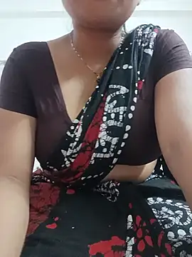 Snapshot of Priya_2222 chatting on 05.18.26 Priya 2222 online show from 05.18.26