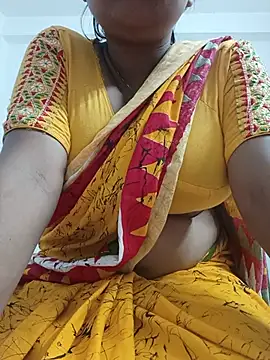 Snapshot of Priya_2222 chatting on 05.22.26 Priya 2222 online show from 05.22.26