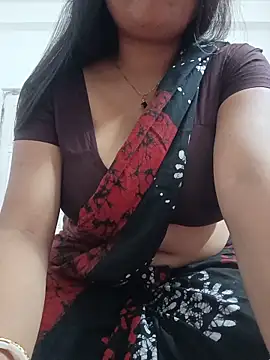 Snapshot of Priya_2222 chatting on 05.25.26 Priya 2222 online show from 05.25.26