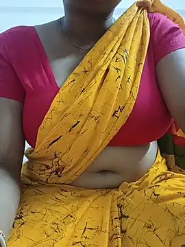 Snapshot of Priya_2222 chatting on 06.02.26 Priya 2222 online show from 06.02.26
