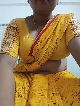 Snapshot of Priya_2222 chatting on 06.08.26 Priya 2222 online show from 06.08.26