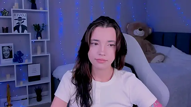 as1an girlfriend online show from 04.27.26