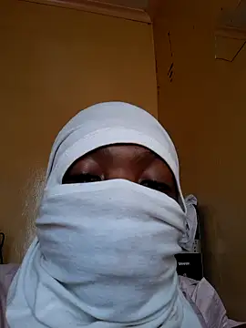 Snapshot of the666D chatting on 10.29.25 the666D online show from 10.29.25