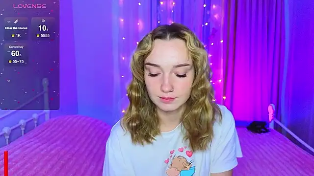 Wild Sophie  online show from 01.10.26