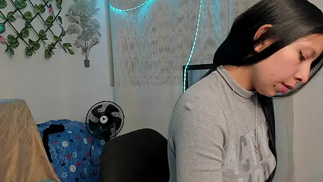 keyla meow online show from 01.30.25