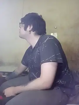 thecatblack1998 online show from 03.28.26