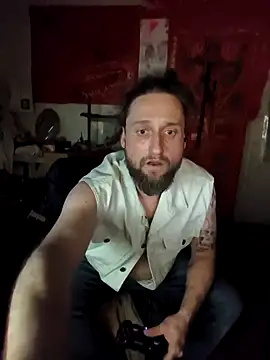 Ozomitro online show from 12.04.25