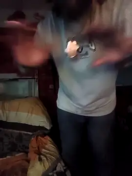 Ozomitro online show from 02.23.26