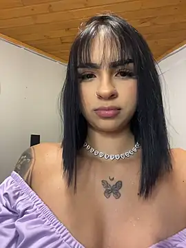 Hilary pinkk online show from 02.08.26