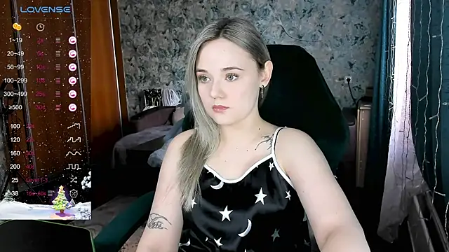 Snapshot of Your_small_bunny chatting on 01.16.25 Your small bunny online show from 01.16.25