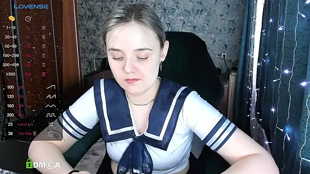 Snapshot of Your_small_bunny chatting on 02.09.25 Your small bunny online show from 02.09.25