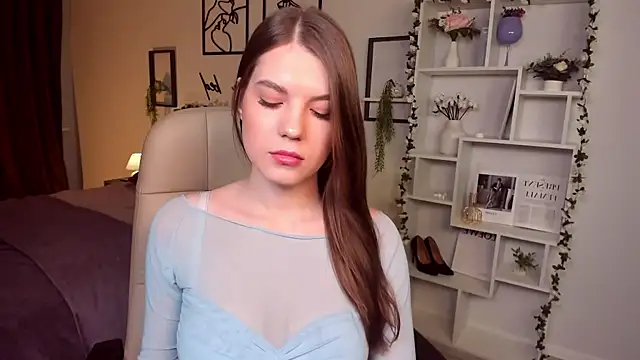 BellaSweetHeart online show from 02.20.25