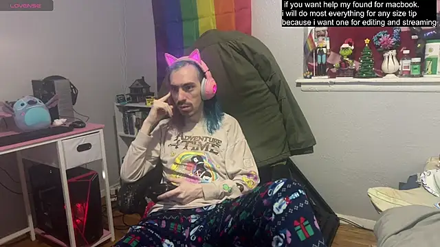 Snapshot of tallnerdyguy chatting on 03.02.25 tallnerdyguy online show from 03.02.25