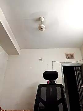 Tisha-01 online show from 09.20.25