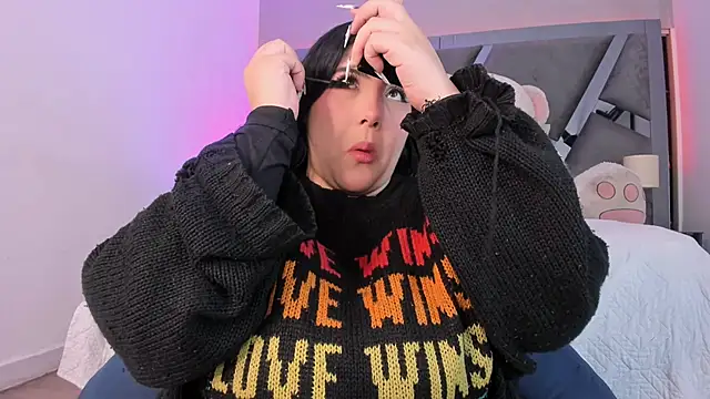 AmberiniHoffman online show from 10.27.25