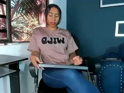 Brunettesexy0 online show from 01.23.25