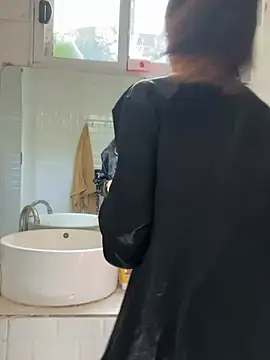 desiregirl69 online show from 12.18.24