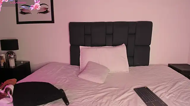 Khenta Michells online show from 01.14.26