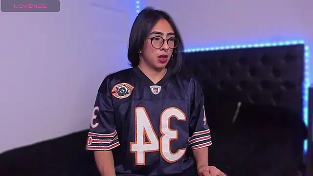 Skyler  blue4 online show from 03.03.25