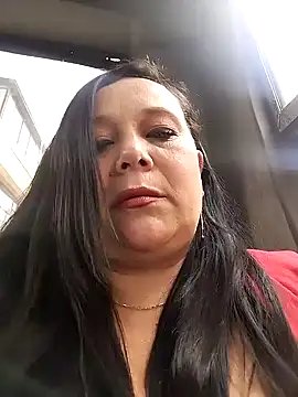 sara pineros online show from 01.29.25