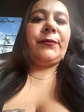 sara pineros online show from 02.26.25