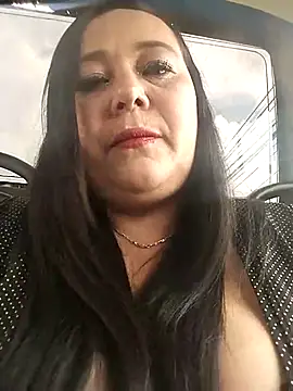 sara pineros online show from 03.05.25