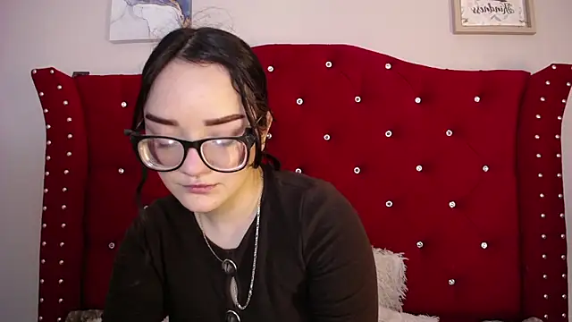 charlotte1-ls online show from 02.06.25