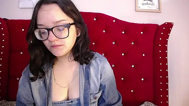 charlotte1-ls online show from 02.07.25