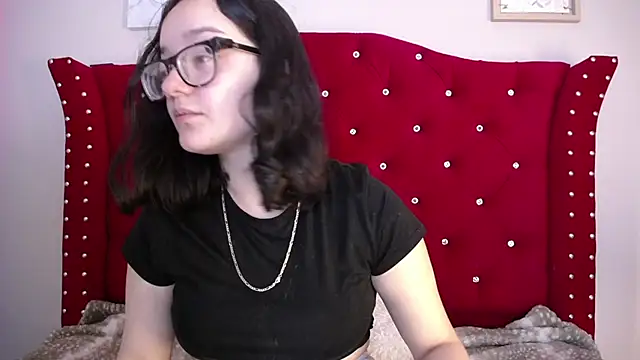 charlotte1-ls online show from 02.11.25