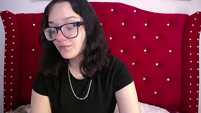 charlotte1-ls online show from 02.12.25