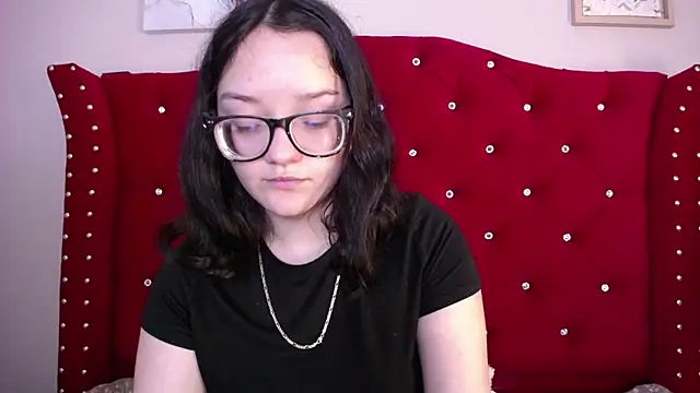 charlotte1-ls online show from 02.13.25