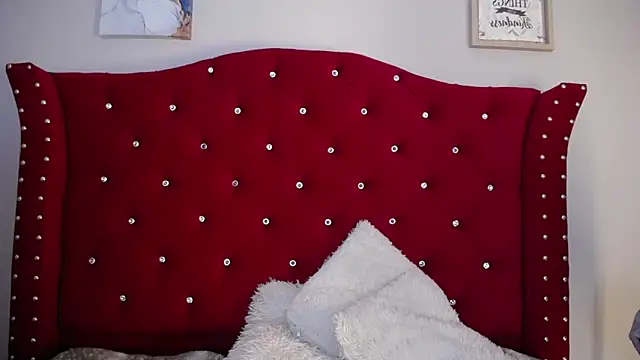 charlotte1-ls online show from 02.24.25