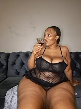 thicktash online show from 02.20.25