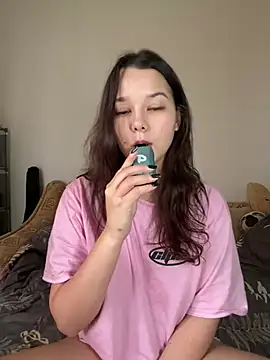 PoppyRobinson online show from 01.07.25