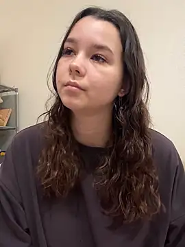 PoppyRobinson online show from 01.19.25