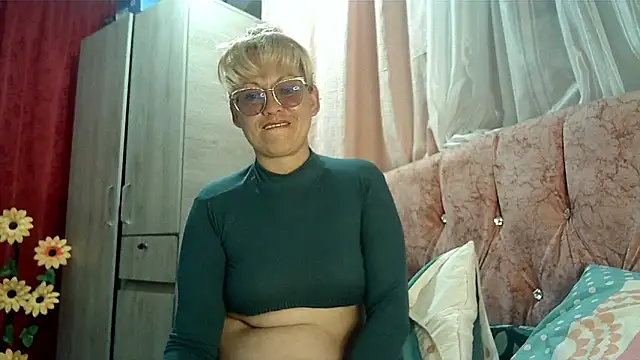 taylor198115 online show from 12.06.24