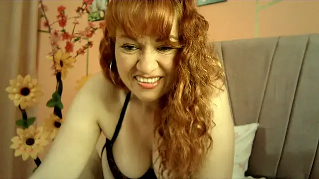 taylor198115 online show from 05.26.26