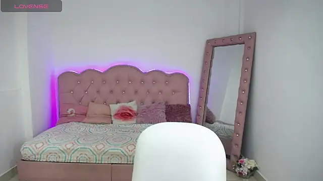 Kathleen Rodriguez online show from 01.14.25